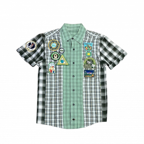 GREEN PLAID PATCH BUTTON UP